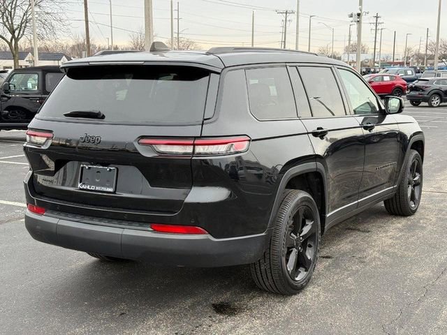 Certified 2023 Jeep Grand Cherokee L Laredo image 3