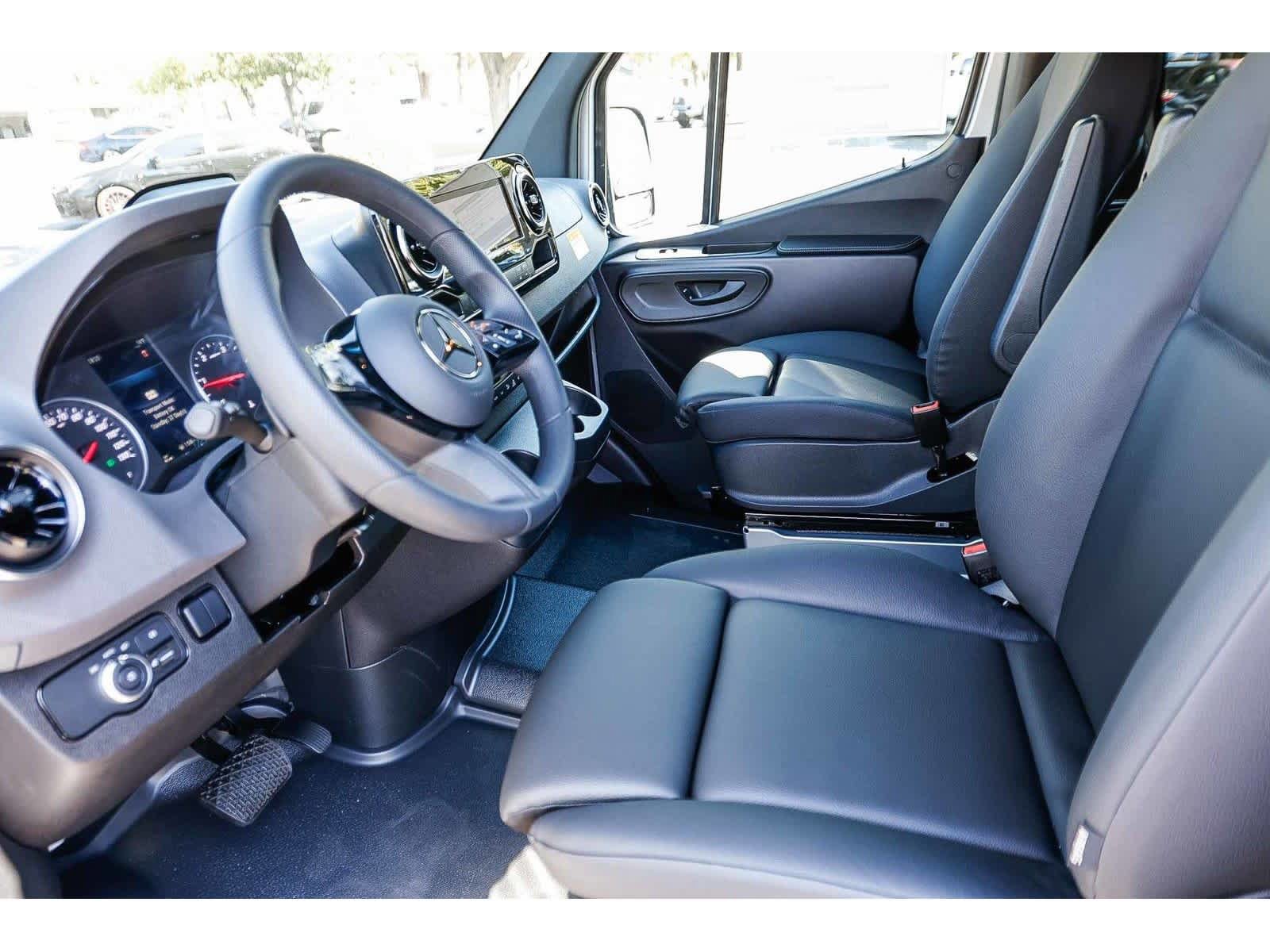 New 2025 Mercedes-Benz Sprinter 2500 image 21