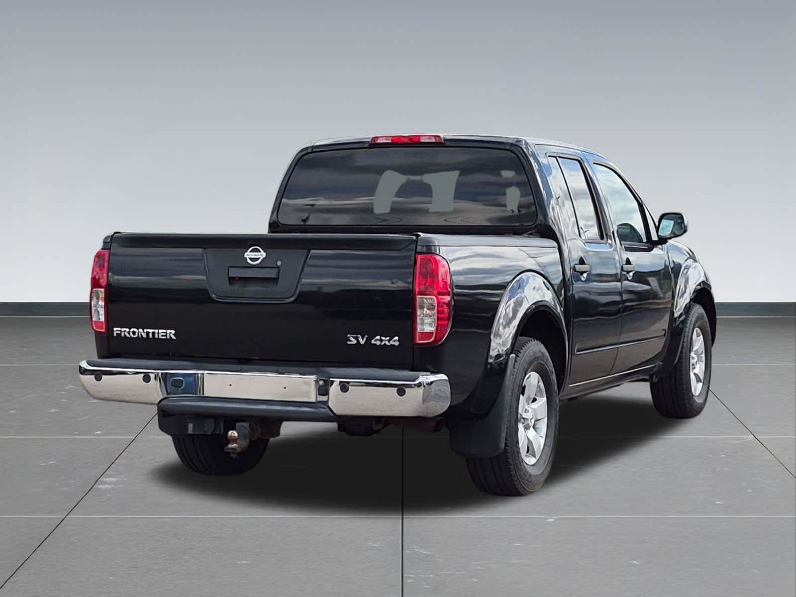 Used 2013 Nissan Frontier SV w/ SV Value Truck Pkg AWD/4WD image 6