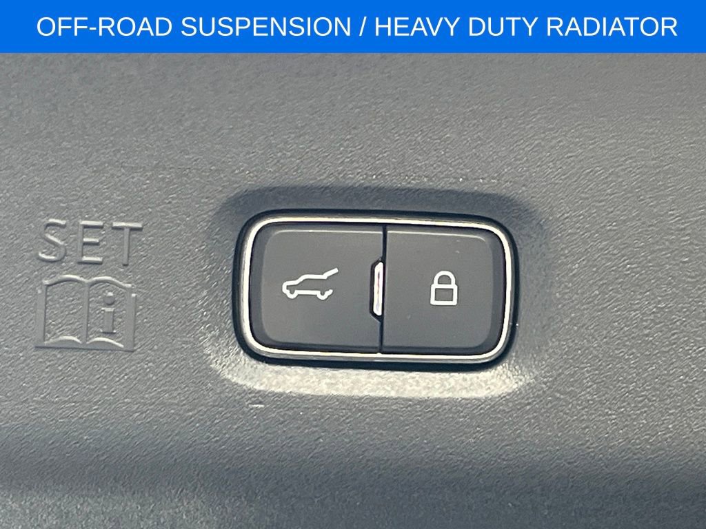 New 2025 Ford Expedition Tremor image 30