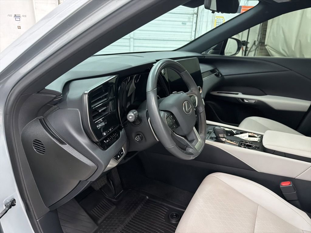 Used 2023 Lexus RX 350 Premium Plus image 10