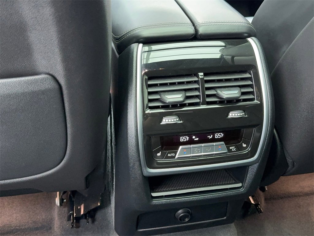 Used 2023 BMW X6 xDrive40i image 43