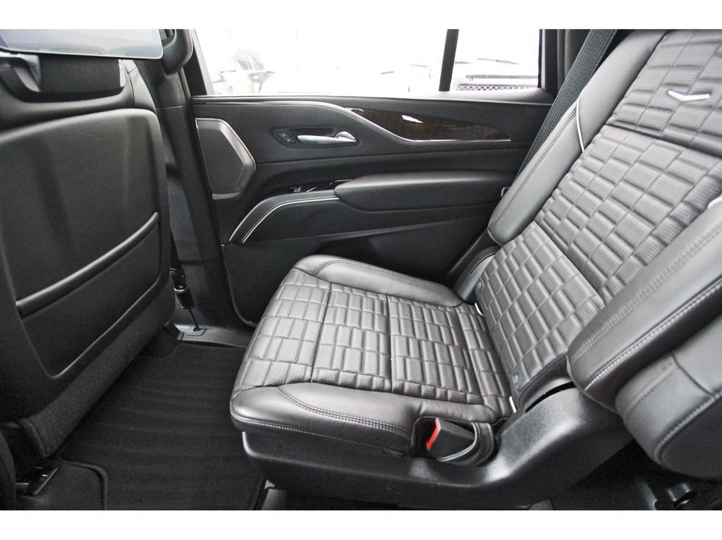Used 2021 Cadillac Escalade Sport Platinum AWD/4WD image 12