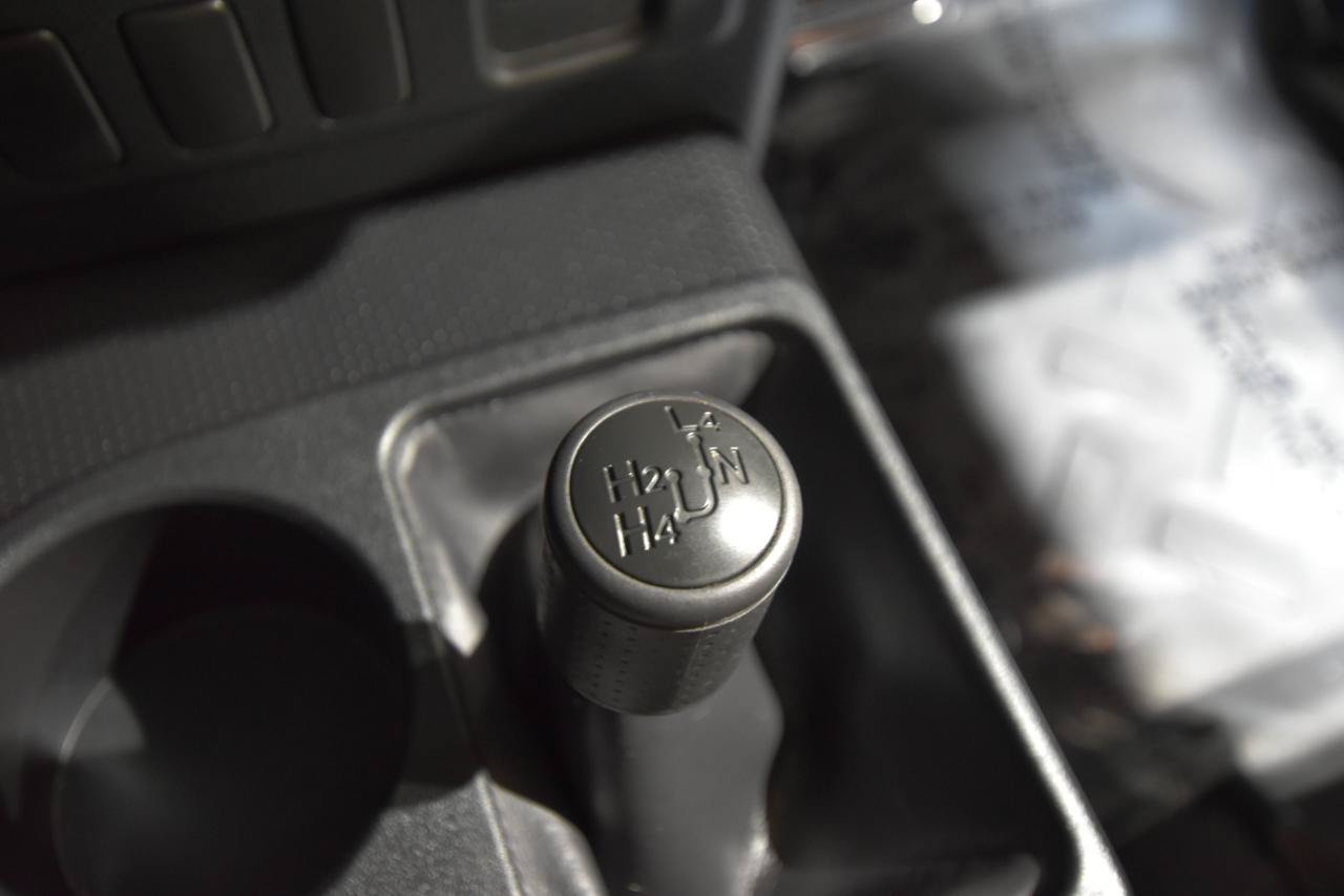 Used 2012 Toyota FJ Cruiser 4WD w/ Convenience Pkg image 26