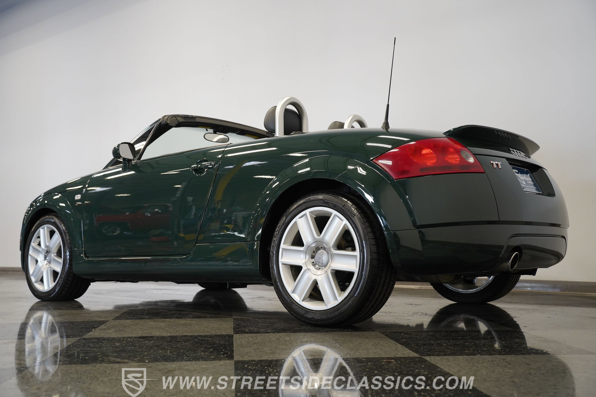 Used 2004 Audi TT 1.8T image 13