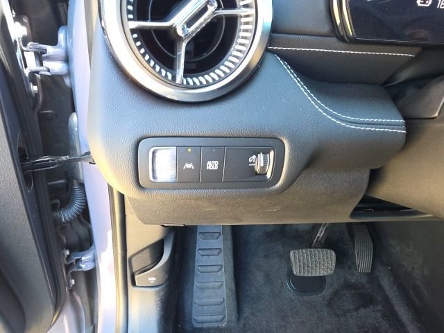 Used 2024 Chevrolet Blazer EV LT AWD/4WD image 14