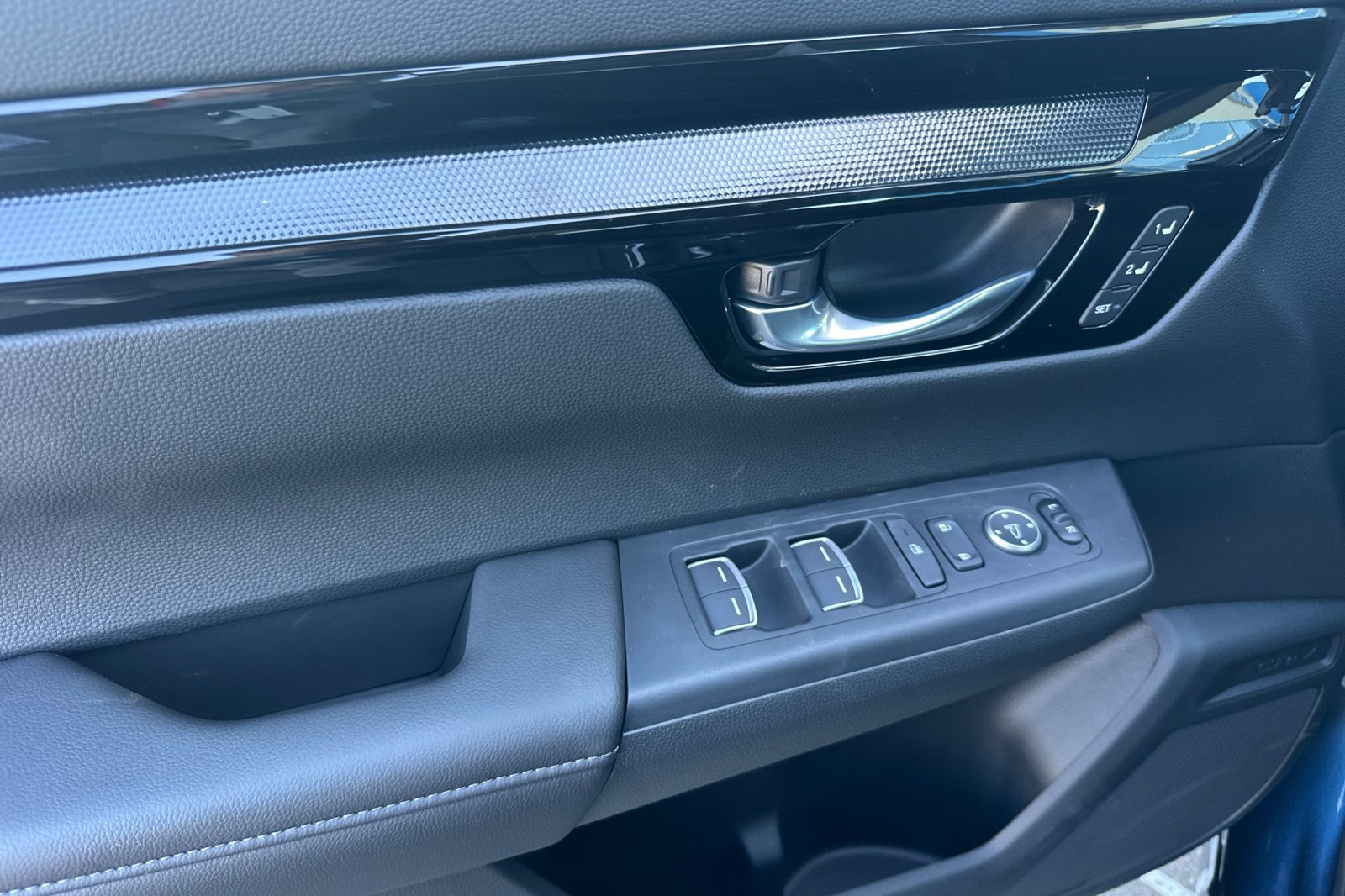 New 2027 Honda CR-V EX-L image 3