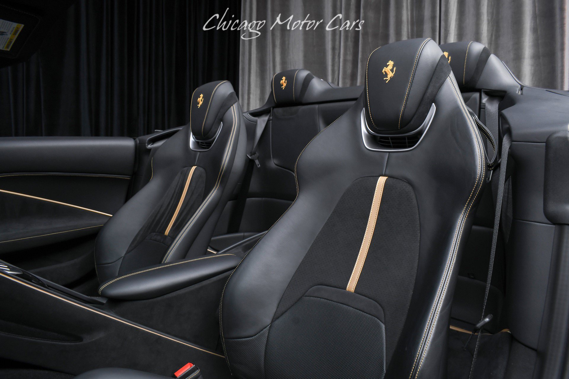 Used 2024 Ferrari Roma Spider RWD image 13