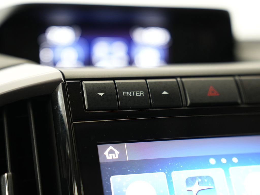 Used 2022 Subaru Ascent Limited image 27