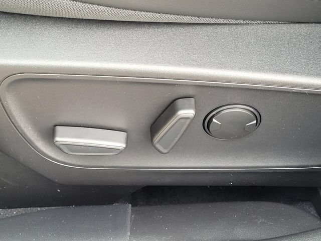 New 2026 Ford Escape ST-Line w/ Tech Pack #1 FWD image 12