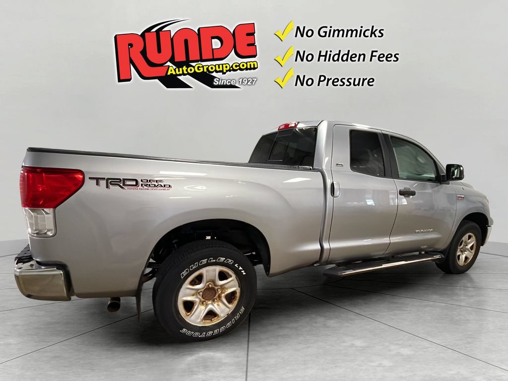 Used 2011 Toyota Tundra 4x4 Double Cab w/ SR5 Pkg image 8