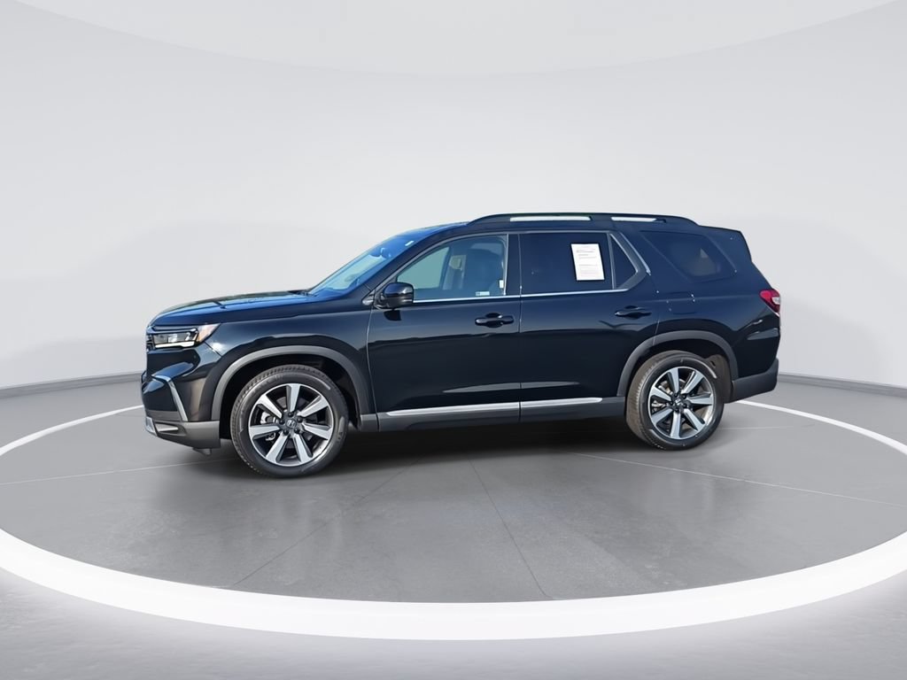Used 2024 Honda Pilot Touring image 6