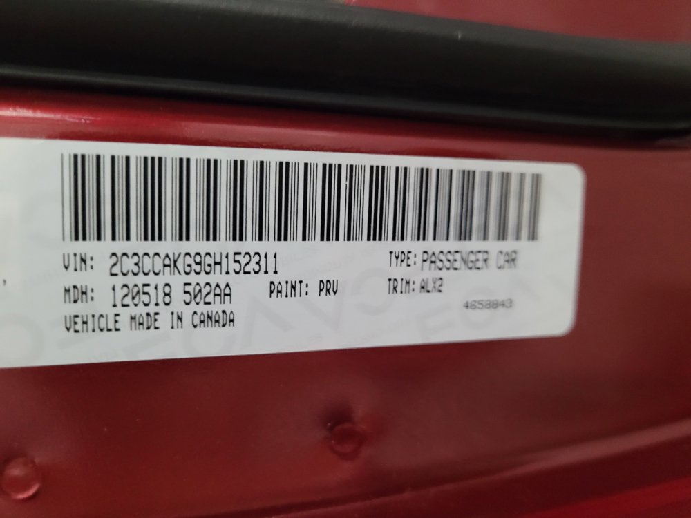 Used 2016 Chrysler 300 C w/ Safetytec Plus Group AWD/4WD image 33