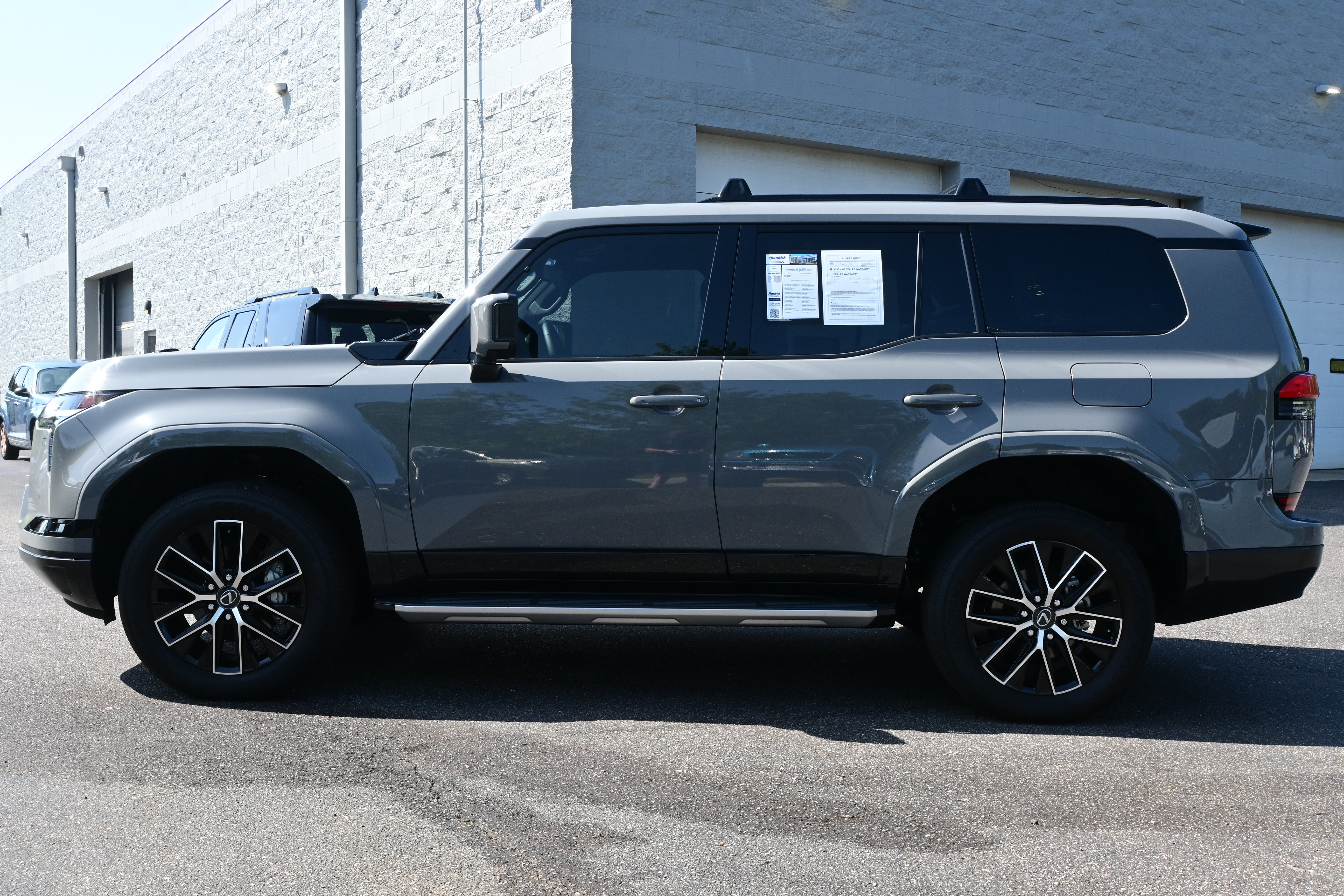 Used 2025 Lexus GX 550 w/ Accessory Package (Z1) AWD/4WD image 6