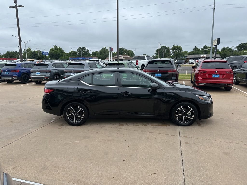 Used 2024 Nissan Sentra SV FWD image 4