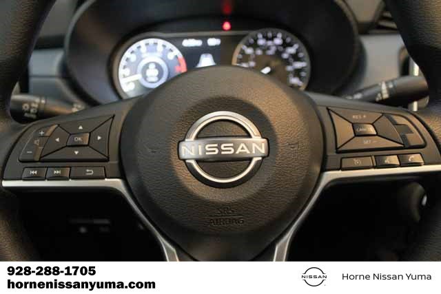 Used 2025 Nissan Versa SV w/ Trunk Package image 9