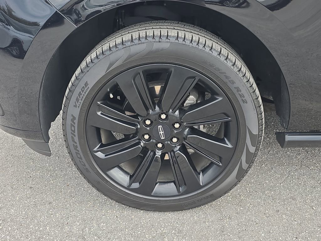 Used 2023 Lincoln Navigator L Reserve image 8