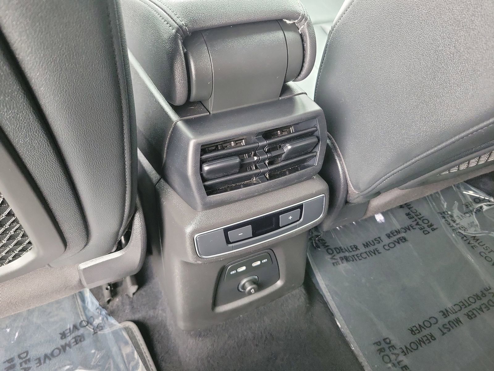 Used 2023 Audi Q4 e-tron Premium Plus w/ Premium Plus image 15