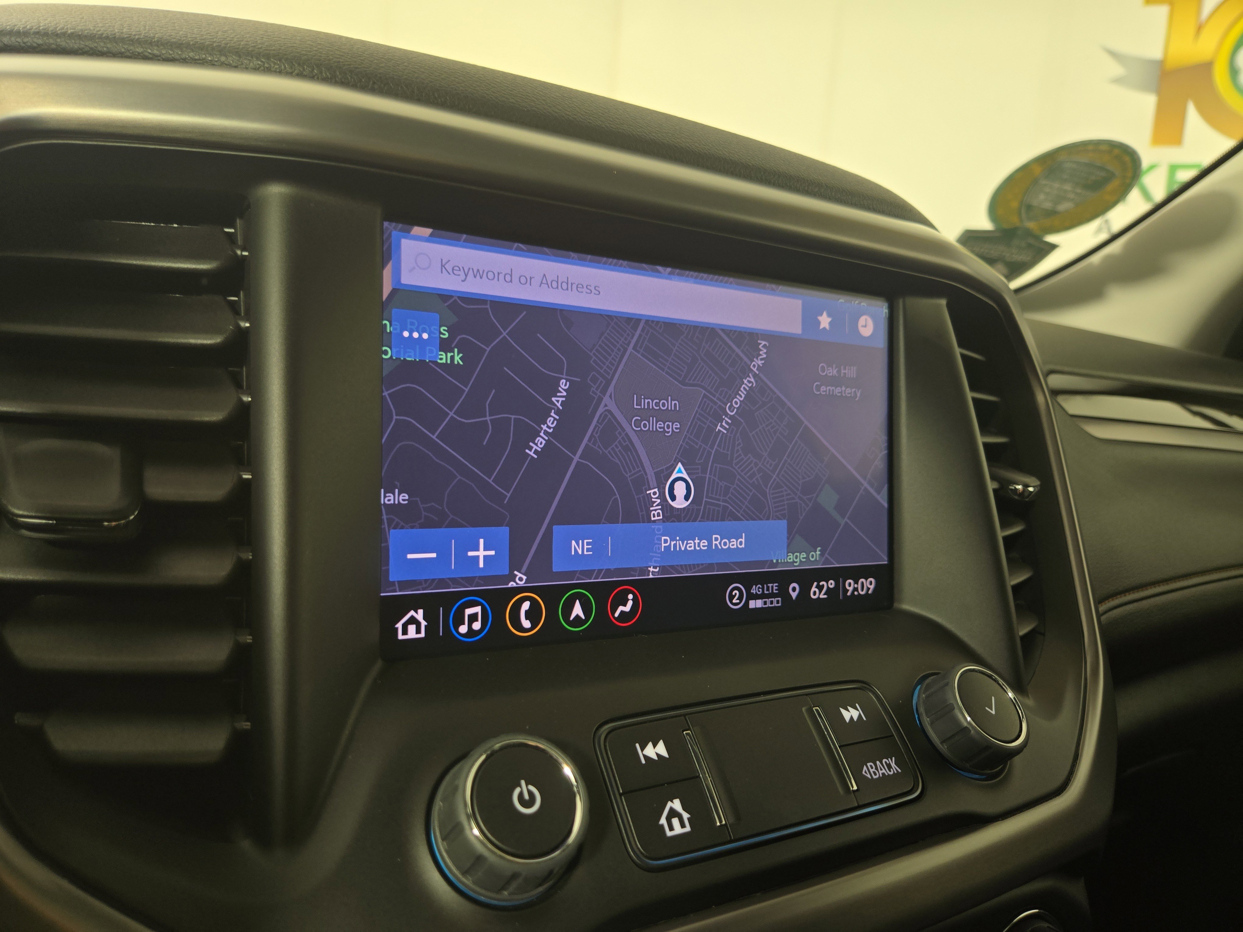 Used 2023 GMC Acadia AT4 w/ GMC Pro Grade Package image 21