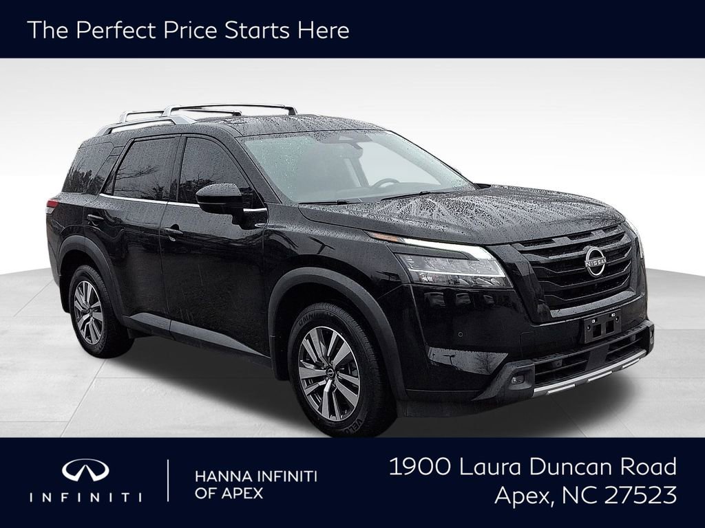 Used 2023 Nissan Pathfinder SL w/ Black Appearance Package