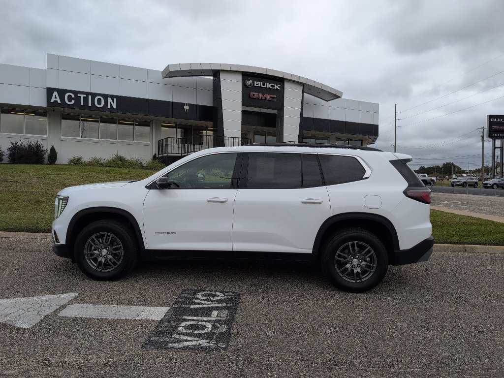 Used 2025 GMC Acadia Elevation image 2