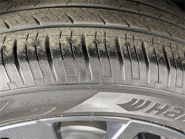 Used 2023 Chevrolet Equinox RS w/ RS Leather Package image 9