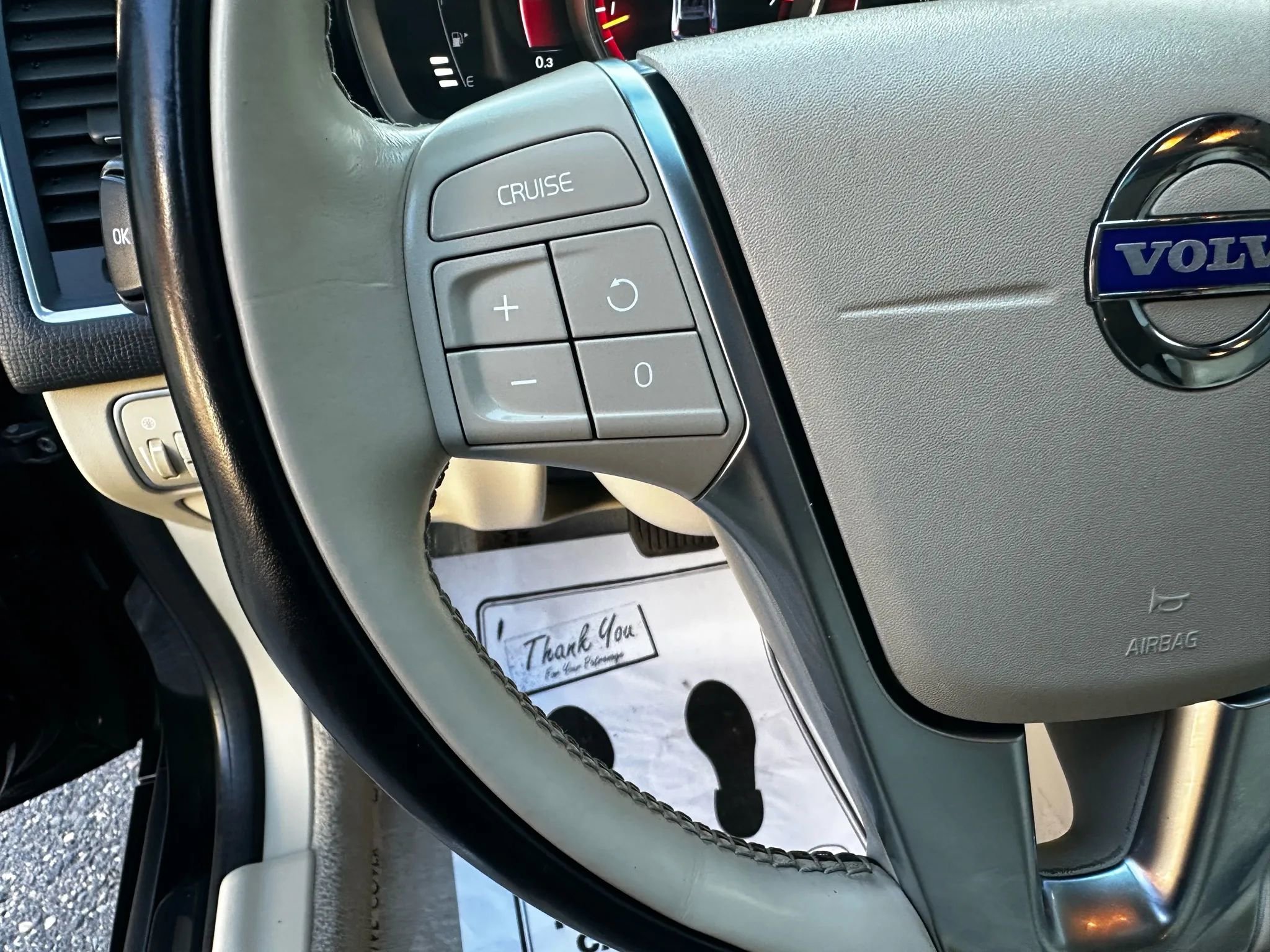 Used 2015 Volvo XC60 T5 w/ Proximity Package image 26