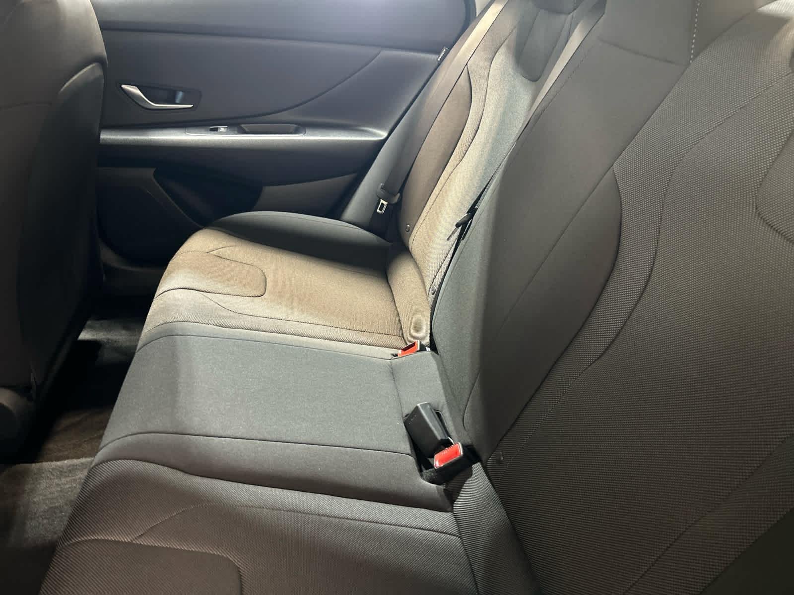 New 2026 Hyundai Elantra SE FWD image 5