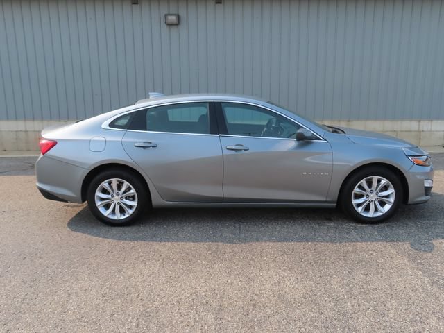 Used 2024 Chevrolet Malibu LT FWD image 2