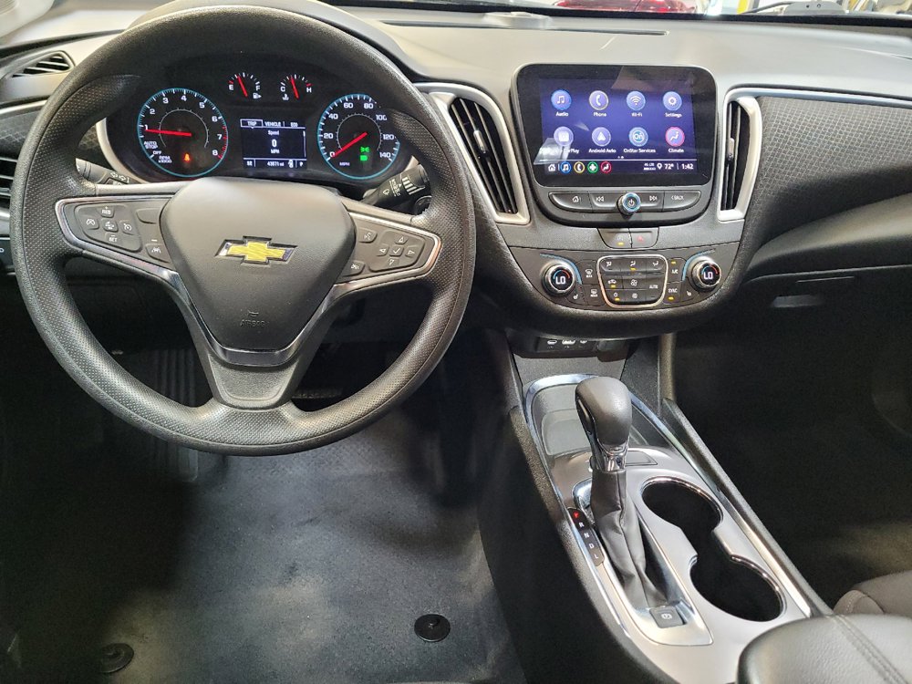 Used 2023 Chevrolet Malibu LT FWD image 22