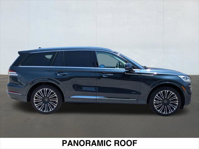 Used 2023 Lincoln Aviator Black Label w/ Dynamic Handling Package AWD/4WD image 6