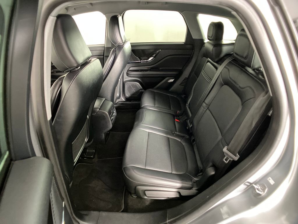 Used 2022 Lincoln Corsair AWD w/ Premium Package image 30