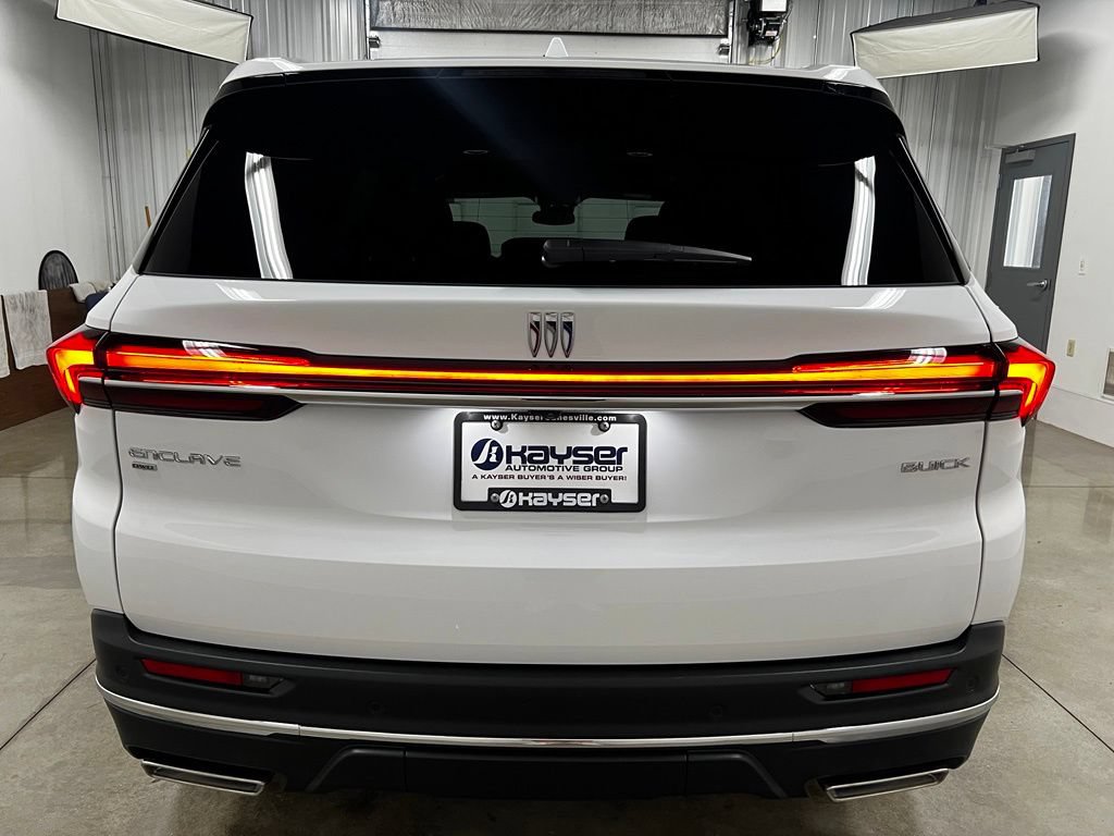 New 2026 Buick Enclave Preferred w/ LPO, Floor Liner Package AWD/4WD image 4