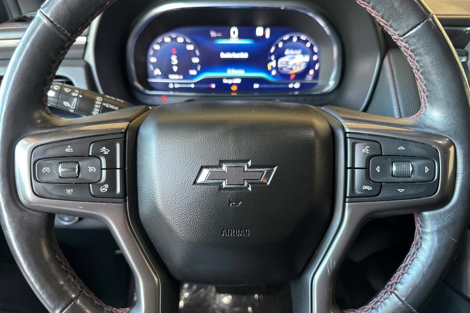 Certified 2022 Chevrolet Suburban RST w/ Sport Performance Package AWD/4WD image 26