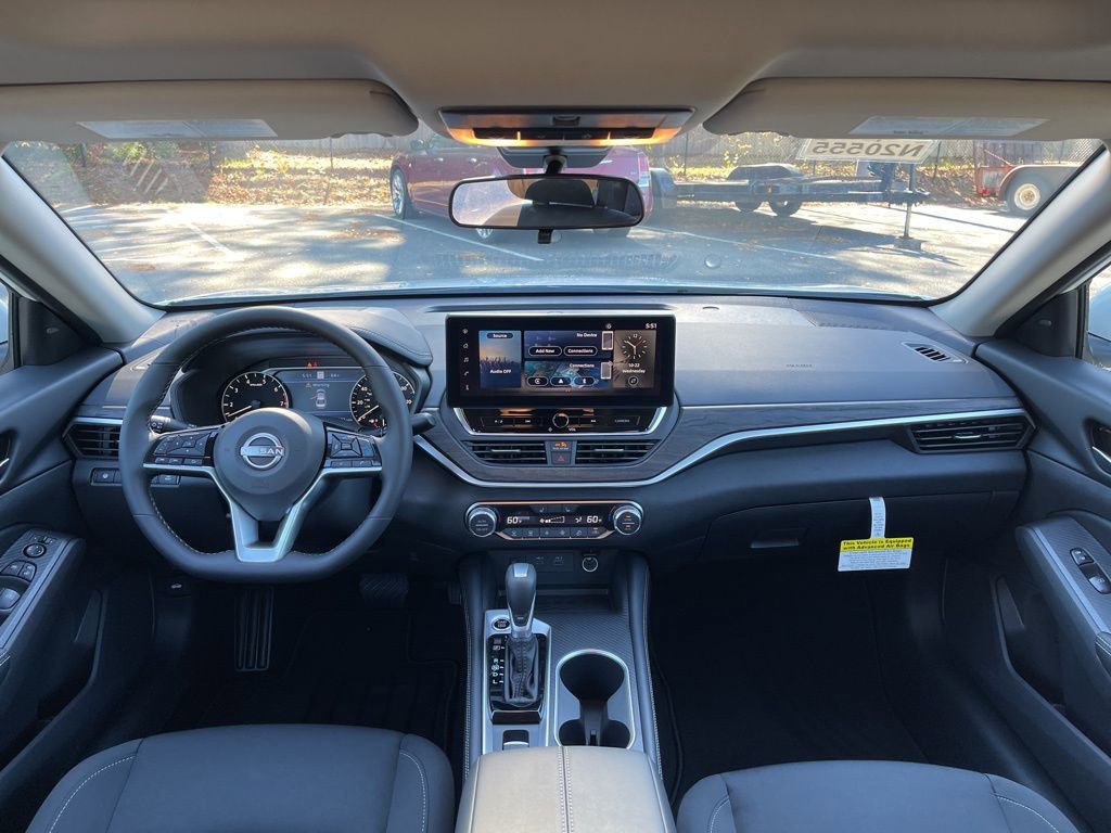 New 2025 Nissan Altima 2.5 SV w/ SV Premium Package image 6