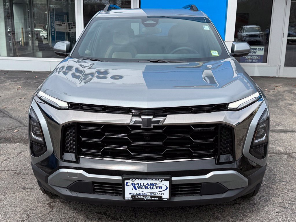 Used 2026 Chevrolet Equinox ACTIV FWD image 2