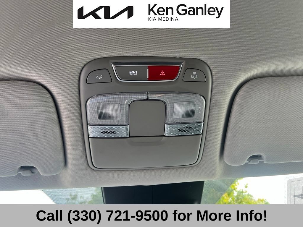 Used 2024 Kia Telluride LX FWD image 39