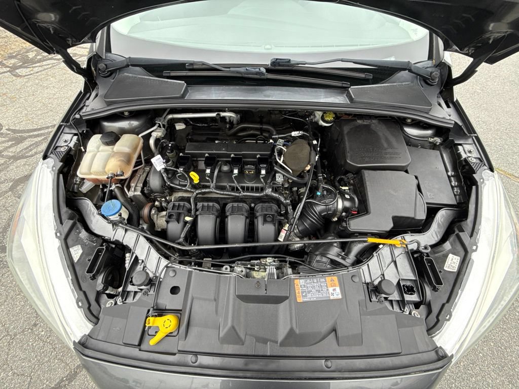 Used 2015 Ford Focus SE FWD image 14