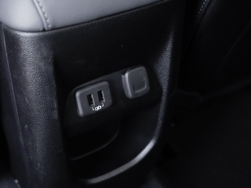 Used 2022 Chevrolet Colorado Z71 AWD/4WD image 31