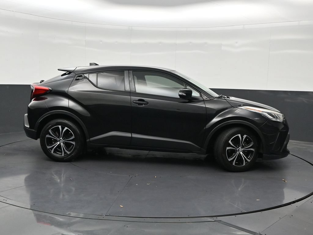 Used 2021 Toyota C-HR LE FWD image 7