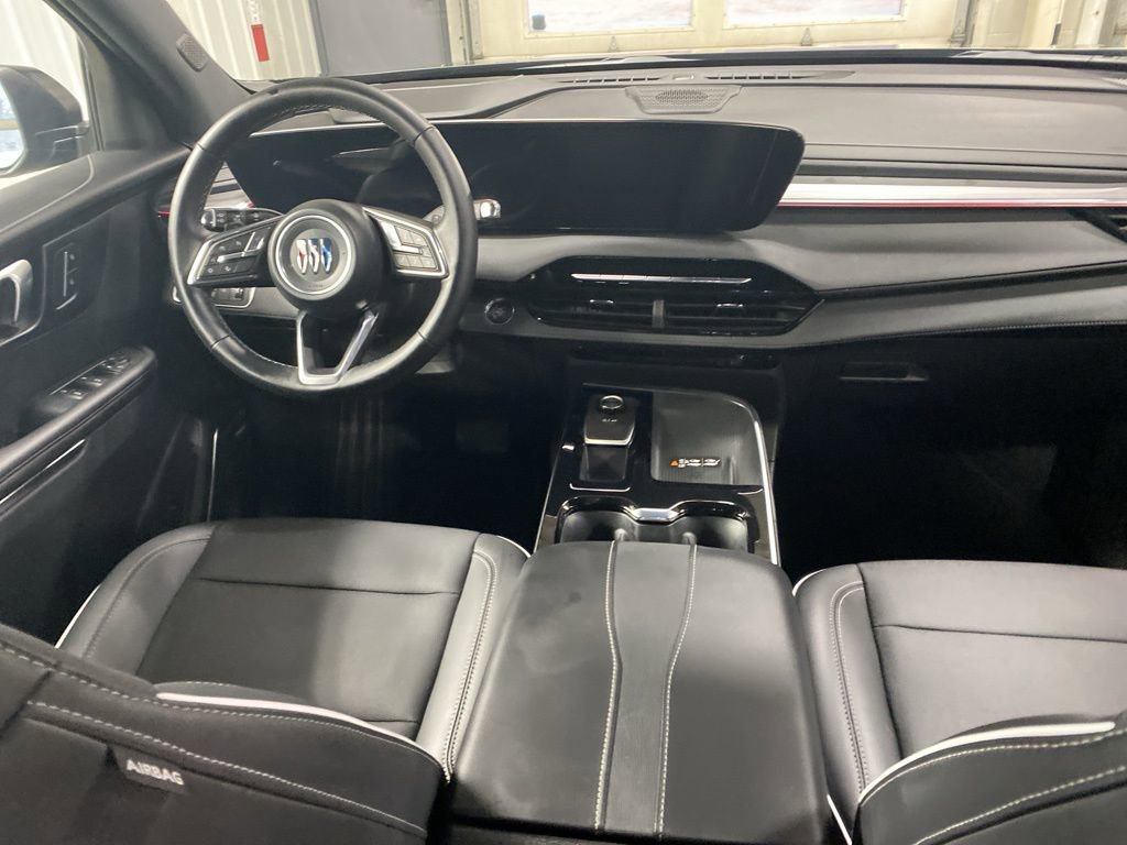 Used 2025 Buick Enclave Preferred image 13
