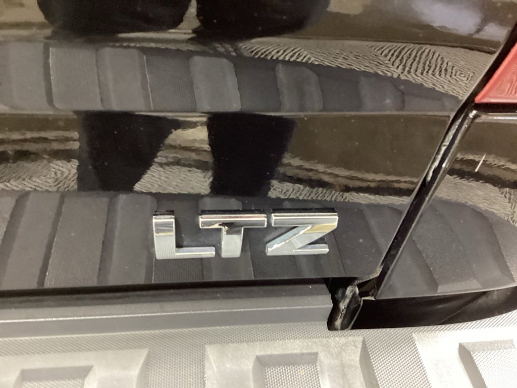 Used 2018 Chevrolet Silverado 1500 LTZ Z71 w/ LTZ Plus Package image 35