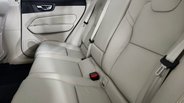 New 2026 Volvo XC60 B5 Ultra w/ Climate Package PRO AWD/4WD image 29