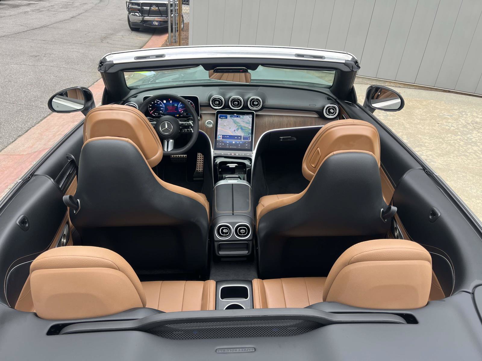 Certified 2026 Mercedes-Benz CLE 450 4MATIC Cabriolet image 17