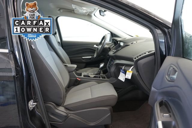 Used 2019 Ford Escape SE image 24