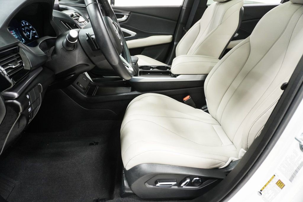 Used 2025 Acura RDX SH-AWD image 12