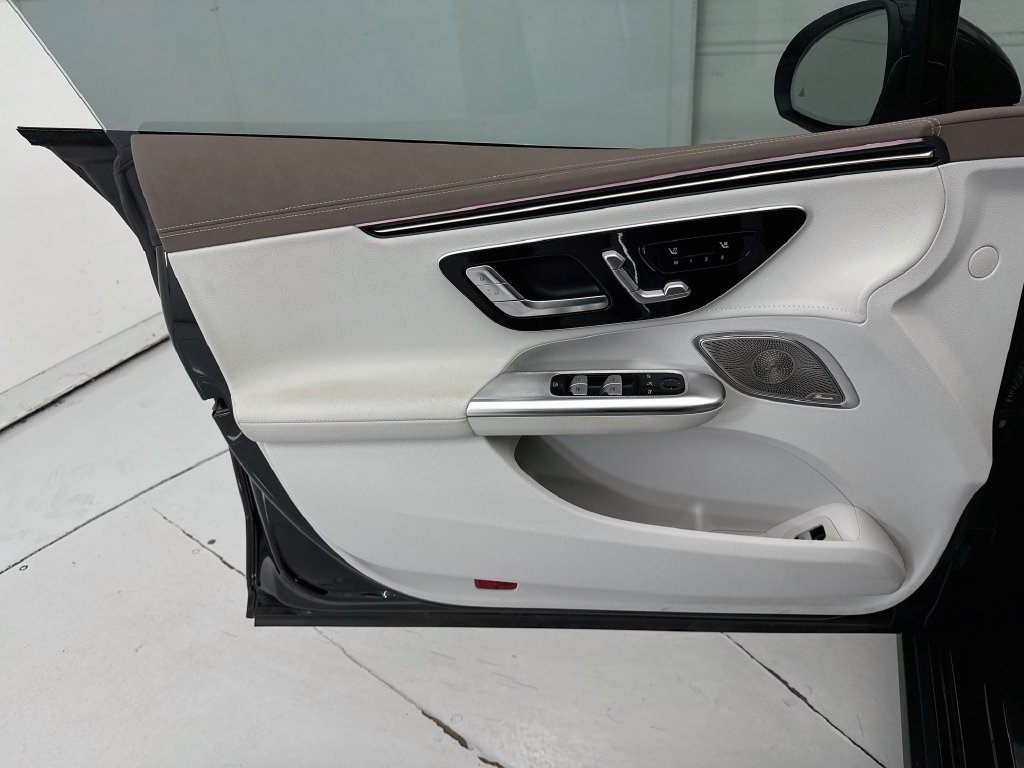 Certified 2023 Mercedes-Benz EQE 500 4MATIC Sedan image 23