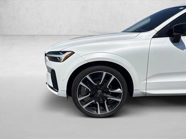 Used 2024 Volvo XC60 B5 Ultimate w/ Protection Package Premier AWD/4WD image 27