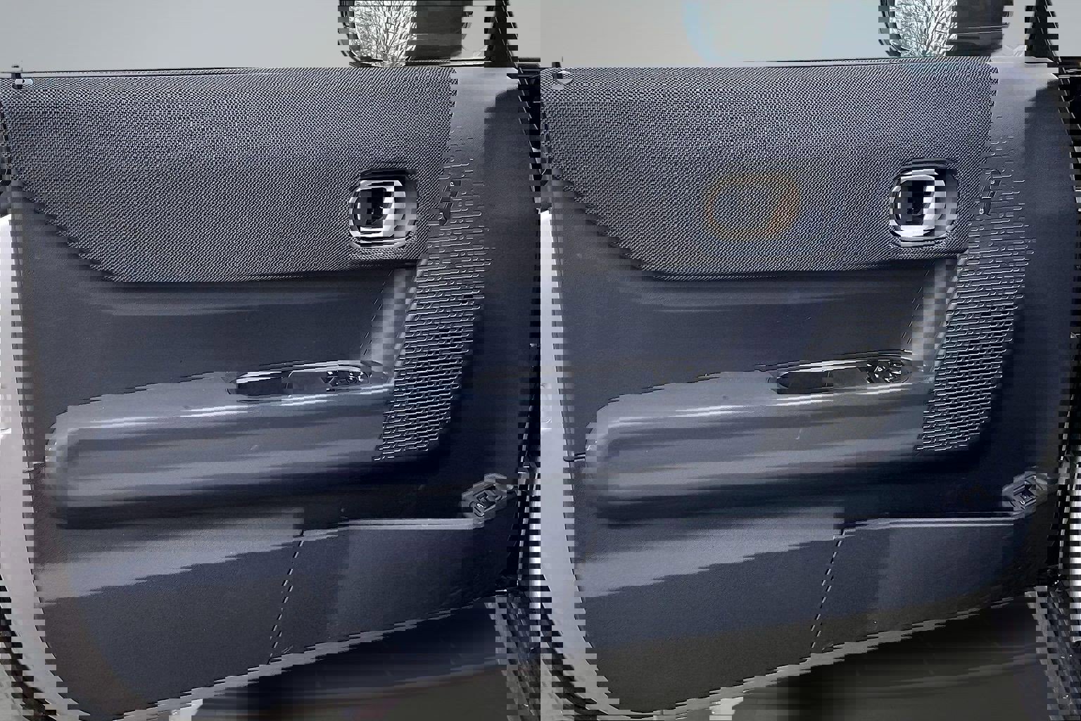 Certified 2025 MINI Cooper 2-Door Hardtop image 23