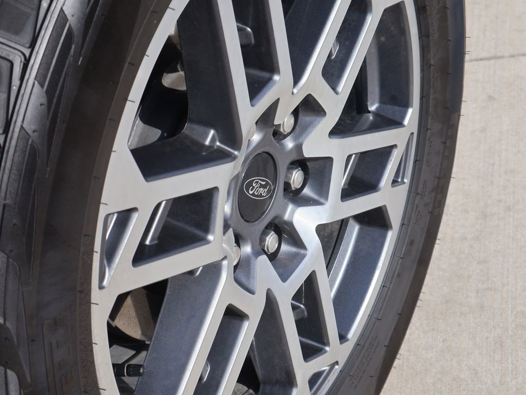 Certified 2025 Ford Expedition Active image 43